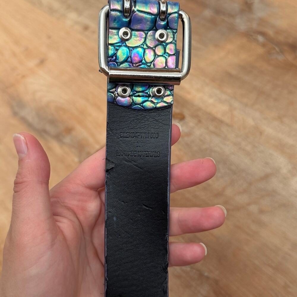 Y2K iridescent grommet belt - Picture 8 of 9